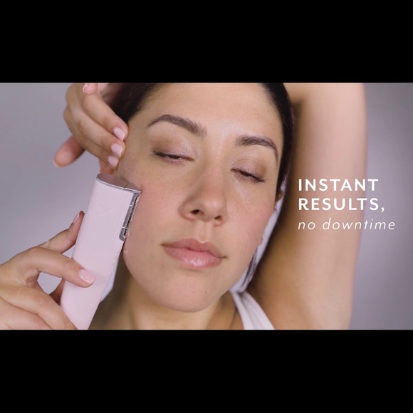 💚 $25 OFF DERMAFLASH LUXE DERMAPLANING TOOL - Picture 3 of 12